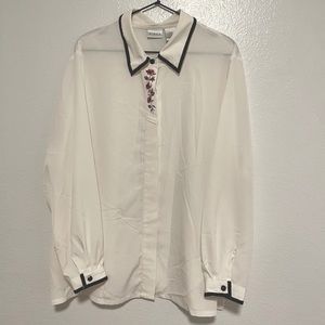 Vintage KORET embroidered blouse